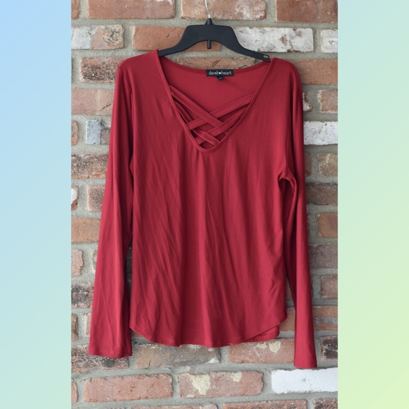 Derek Heart Tops - Derek Heart Woven Front Red Blouse Size XL